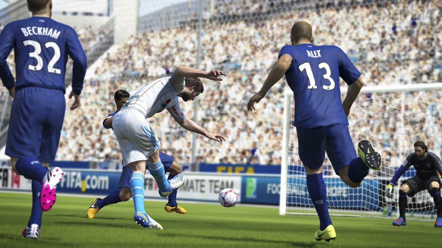 《FIFA 14》日版PSP版 游戏截图 1